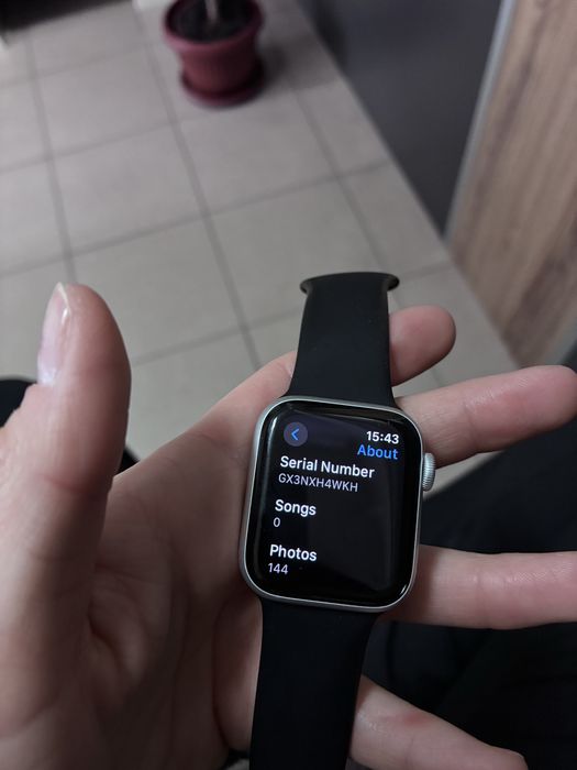 Смарт Часовник Apple Watch SE 2-ро покиление, GPS, 32GB