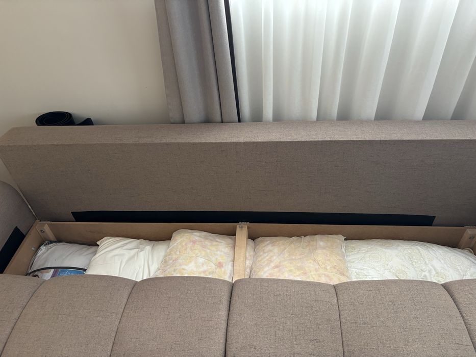 Разтегателен диван с ракла за съхранение