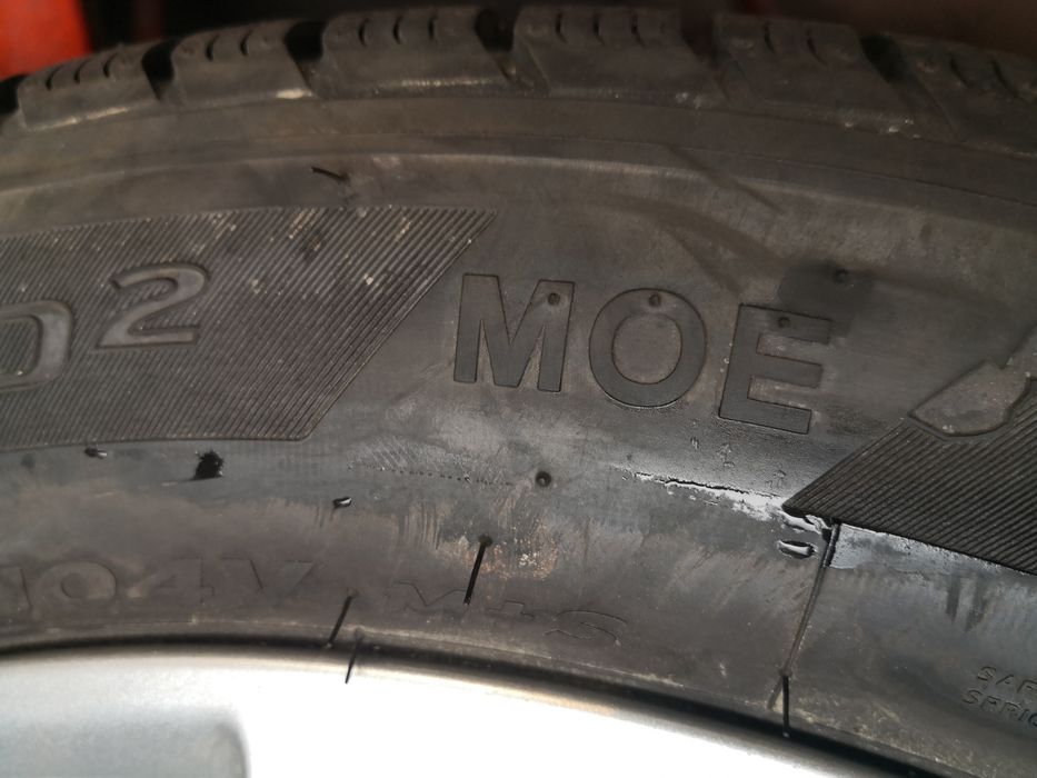 255 45 19 цола гуми като нови hankook dot 23