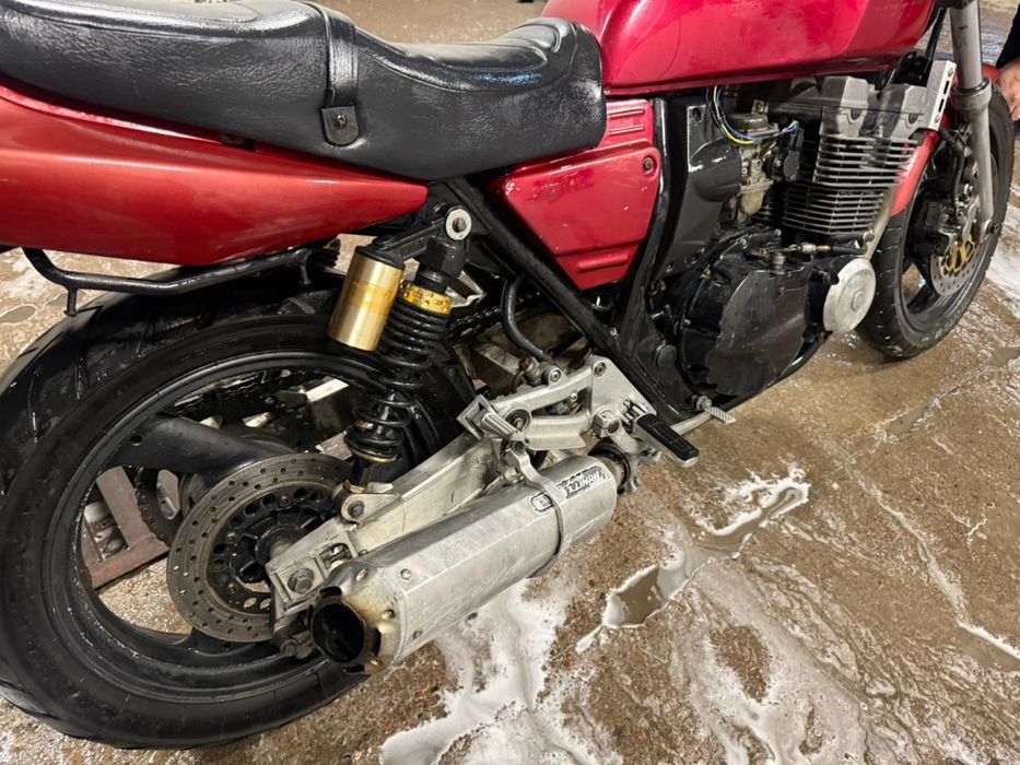 Продам YAMAHA XJR400