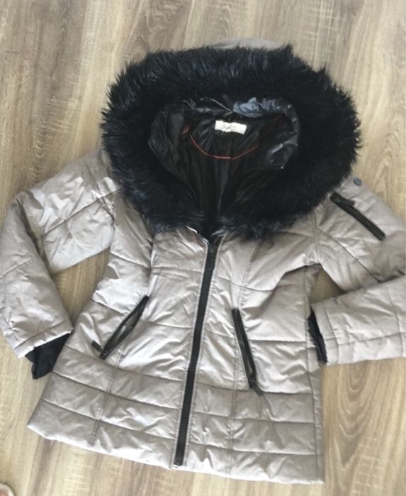 Зимно яке, в отлично състояние