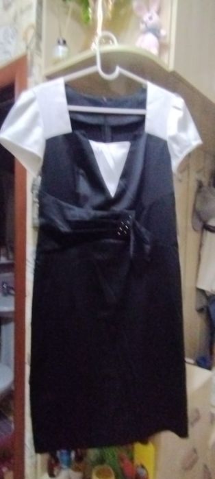 Продам красивые платья