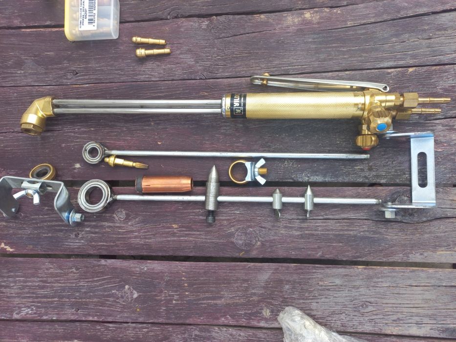 Rezak sotiladi tel qiling