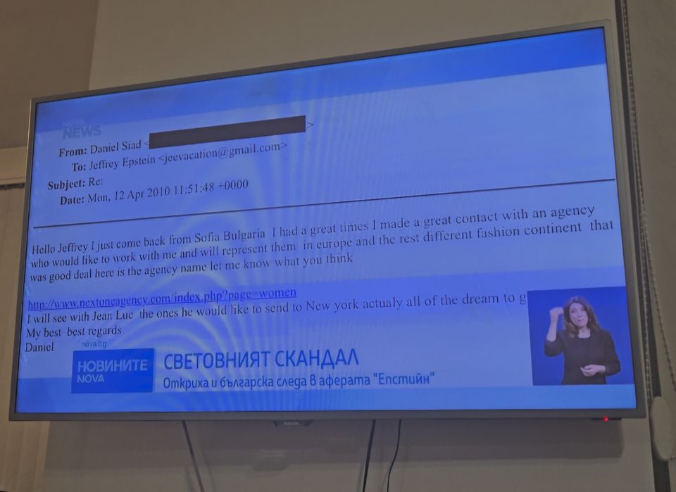 Телевизор Philips 49PUS6561/12 4K Ultra HD LED. ЗА ЧАСТИ