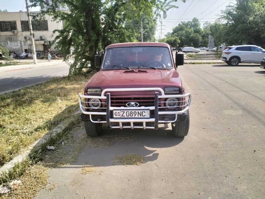 Срочно продается нива .