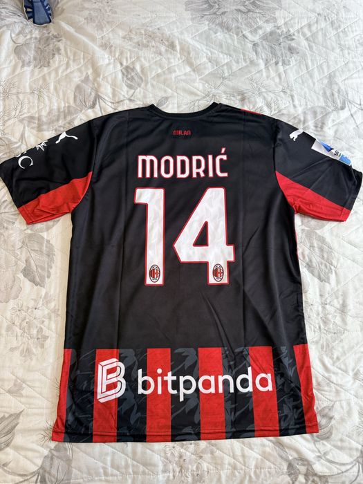 Нова Puma Тениска AC Milan Modric