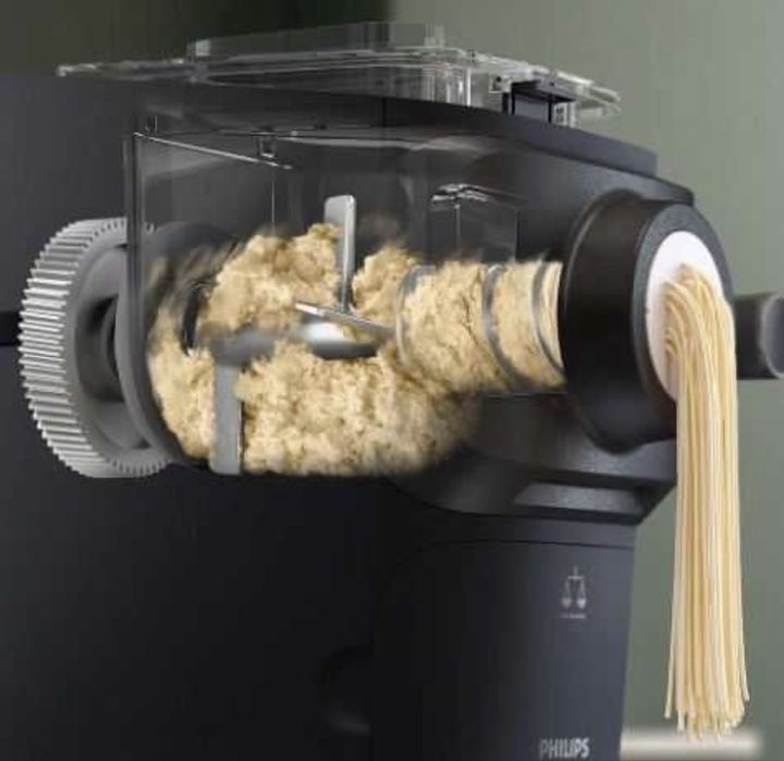 Philips Pasta Maker 7000 Series HR2660 - машина за паста, чисто нова