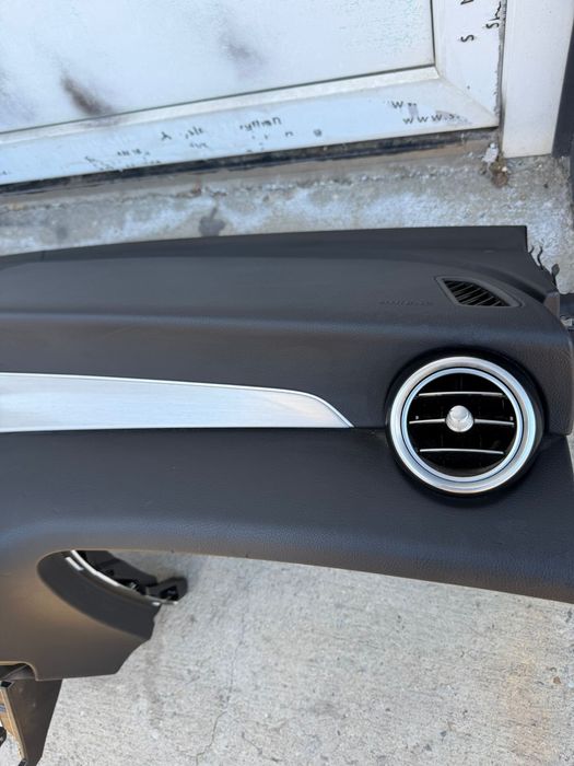 Plansa bord mercedes glc