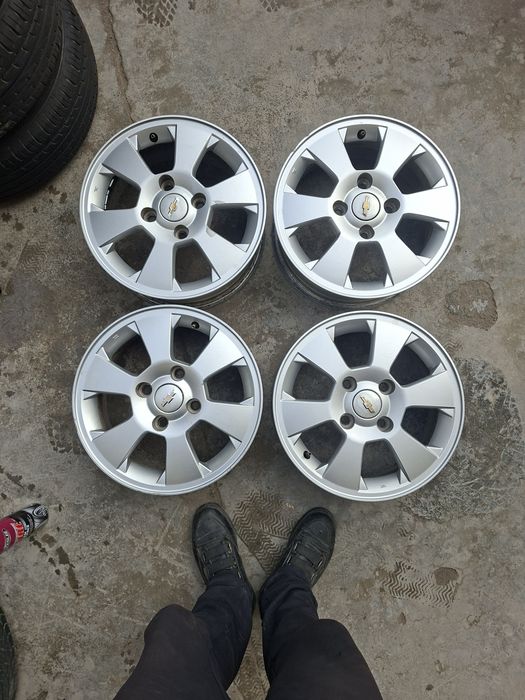 Arginal jentra saka diska