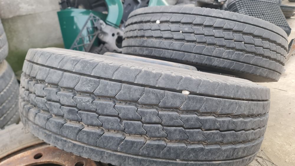 Vand 2 anvelope Fulda directie 225 75 17.5