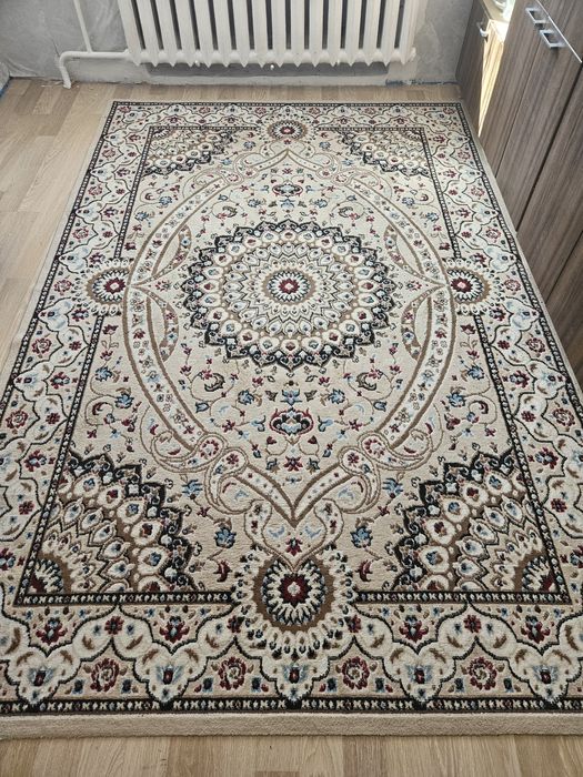 Продается Ковер 3 на 2 м