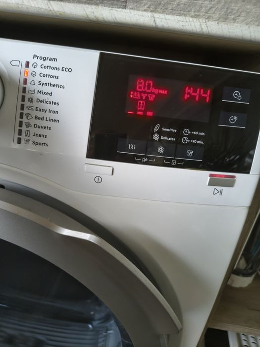 Сушилня AEG lavatherm 8kg