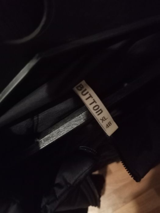 Продам легкую куртку