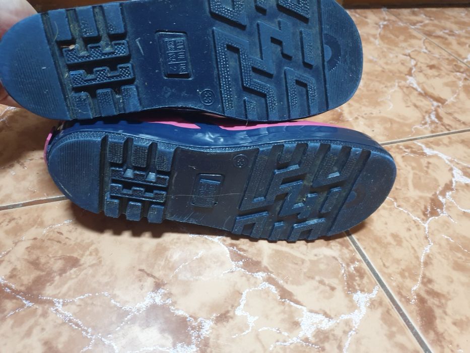 Гумени и зимни боти