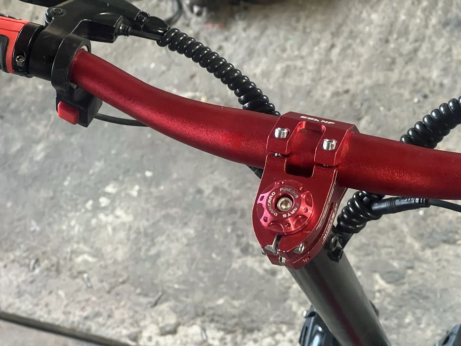 Troti kugo g booster schimb cu iphone sau samsung