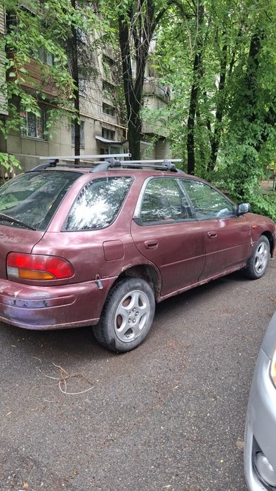 Субару импреза 1993г.обьём 1.8