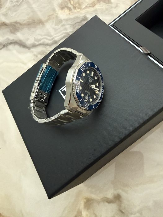 Tag Heuer Aquaracer profesional 300 Calibre 5 AUTOMATIC