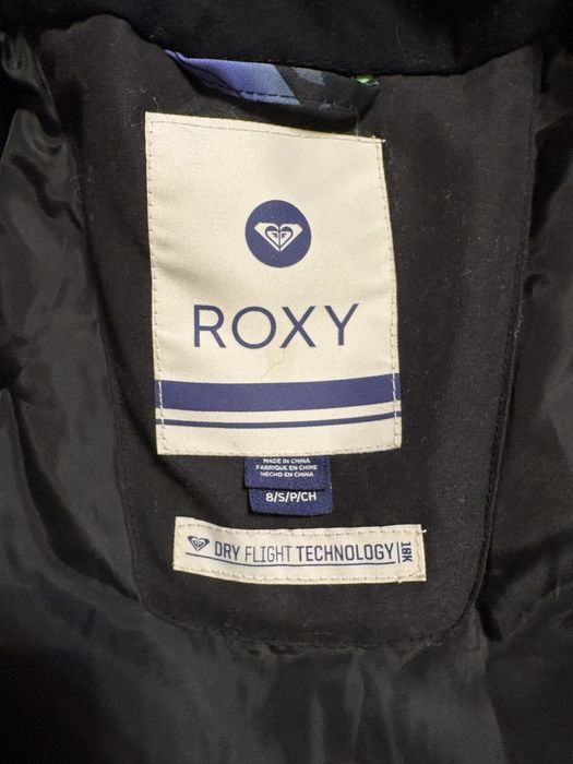 Детски Roxy ски яке- 60€,  размер S, носено e 3-4 пъти, КАТО НОВО