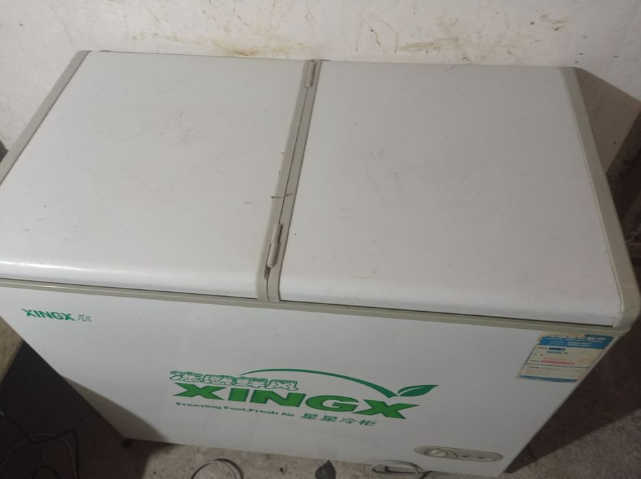 Marazilka vitrina srochni sotiladi