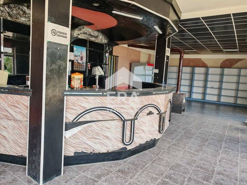 ЕКСКЛУЗИВНО! ЕРА Дръстър предлага за продажба търговска сграда в с. Су