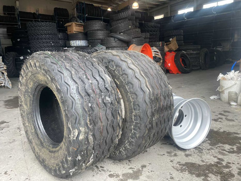 400/60-15.5 anvelope remorca baloti tubeless camera de aer jante 13x15.3 implement avem mai multe modele si ply 16 18 20 22