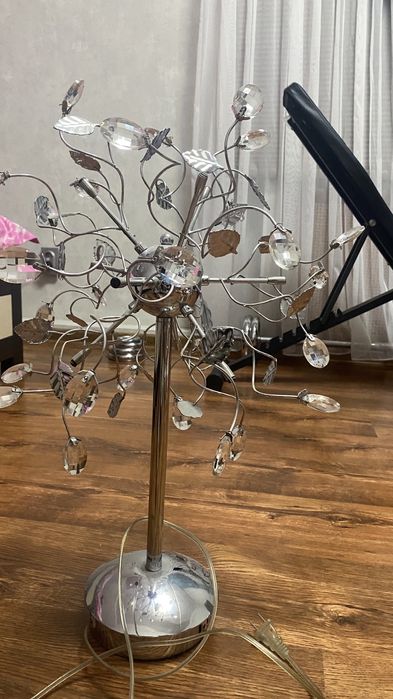 Светильник две штук