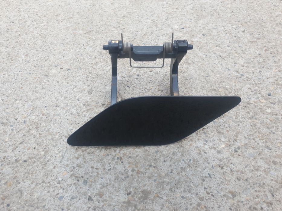 Capac stropitori faruri stanga MERCEDES CLS W218