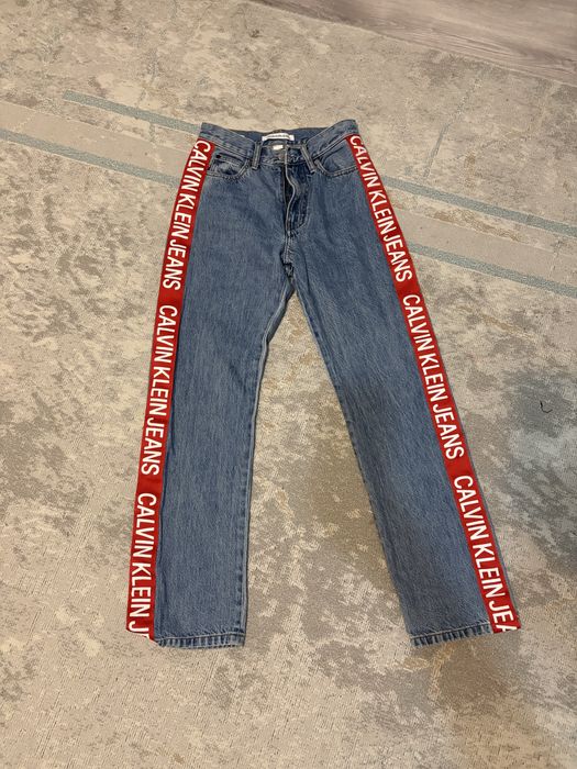 Джинсы calvin klein jeans