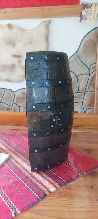 Битов шкаф от буре