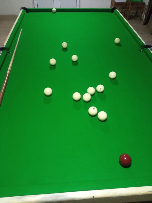Bilyard stol sotiladi
