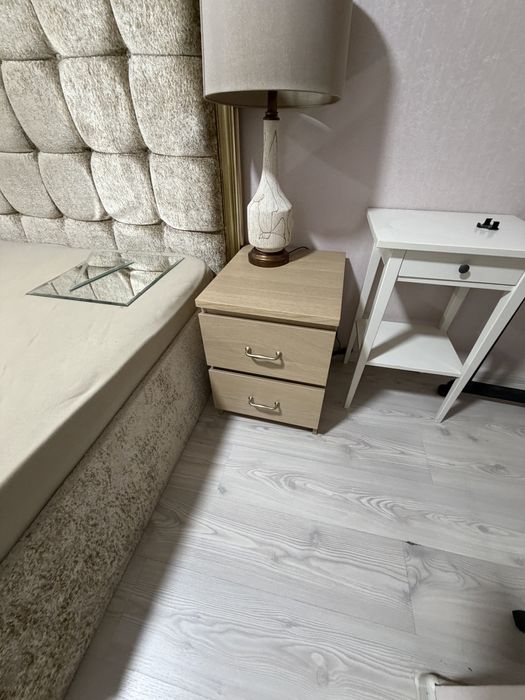 Mobila studio videochat pat comoda veioza