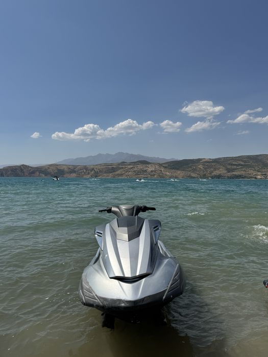 Gidrosikl yamaha 1800 crusier