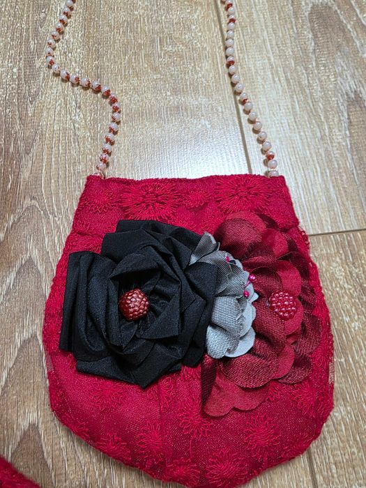 Rochie 3-4 ani pentru serbare sau petreceri cu gentuță și coroniță