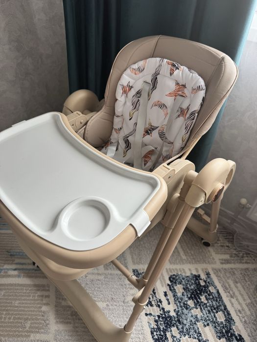 продам стульчик для кормления