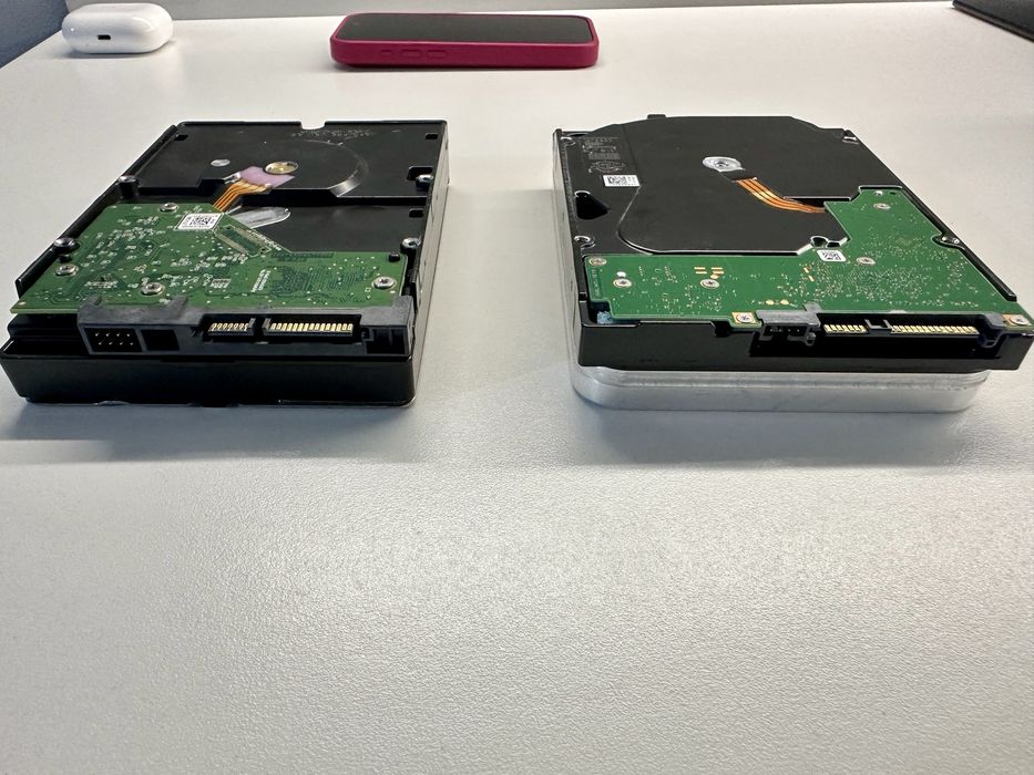 Ноут Жесткий диск 1 TB и 14TB