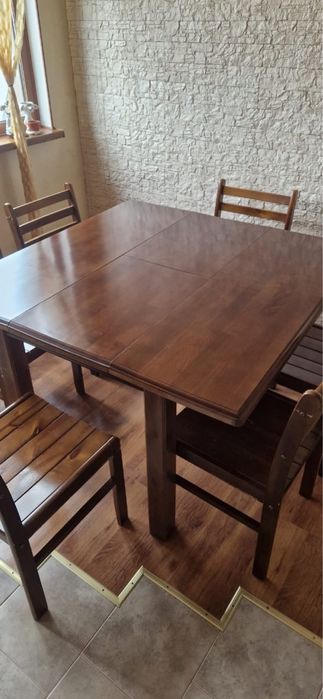 Продам кухонный стол