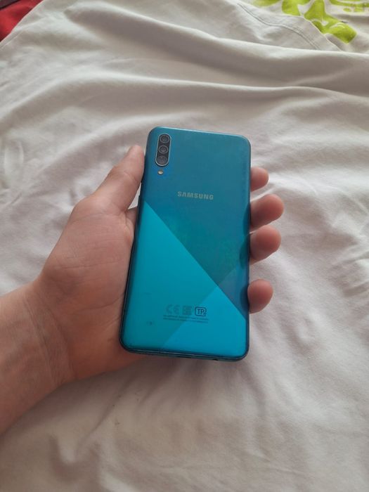 ПРОДАМ samsung A30S
