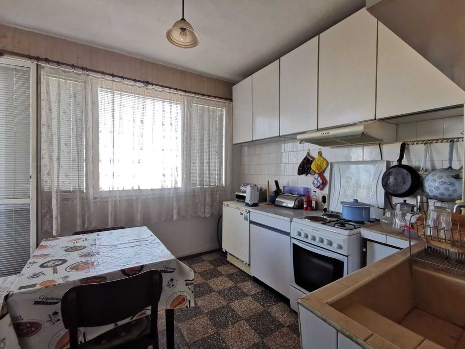 Продава се Тристаен апартамент в Русе, Широк център - 104 кв.м за 1058 €/кв.м - Снимка #8