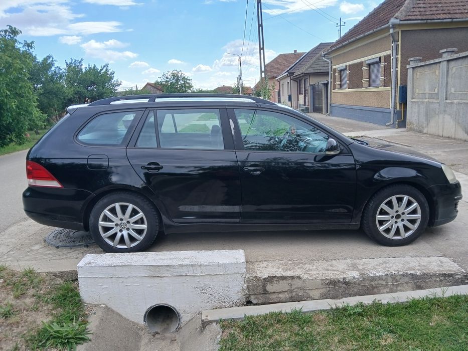 Vând Golf 5 2008