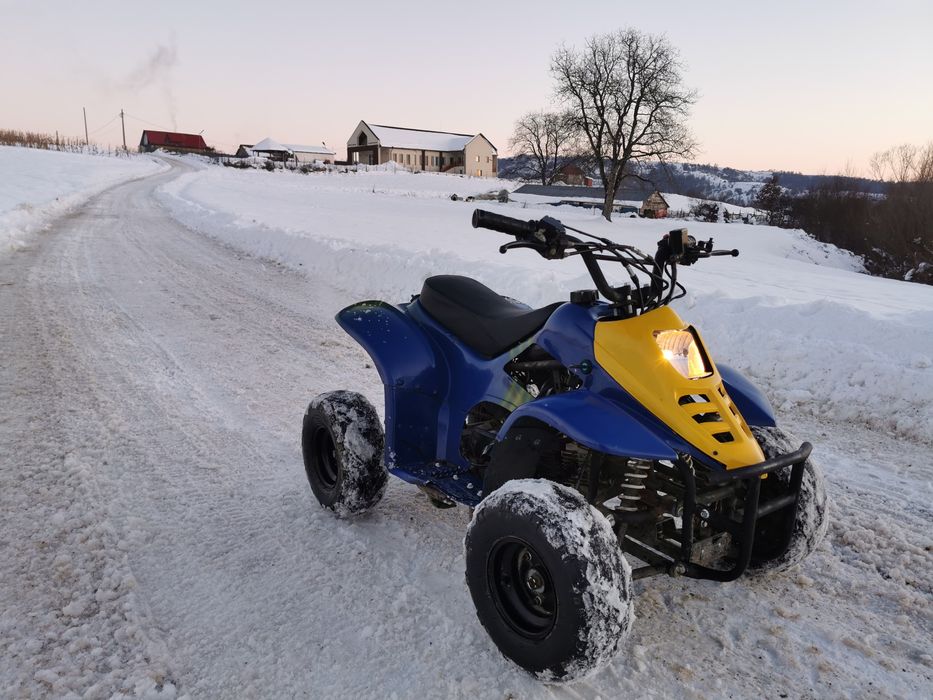 Atv 125cc automat albastru și negru