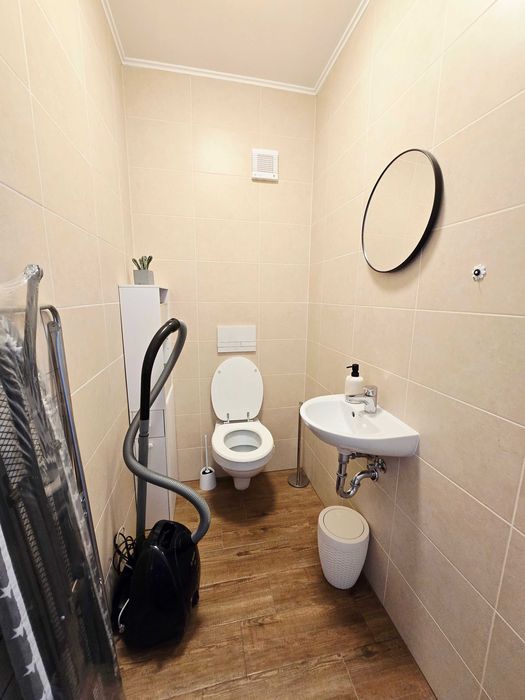 Apartament 3 camere mobilat, 2 bai, 3 unitati AC+parcare, 5 min Coresi