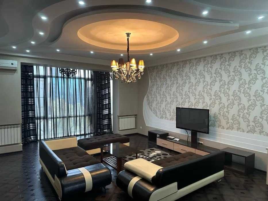 Сдается квартира в новостройке ЖК Империал
Ориентир - метро Ойбек