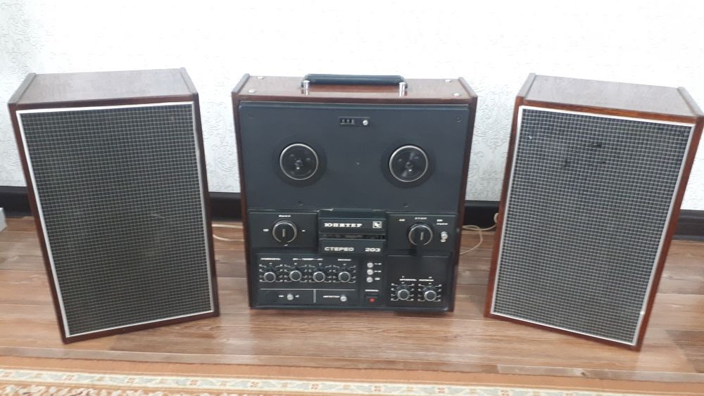 Советская магнитола