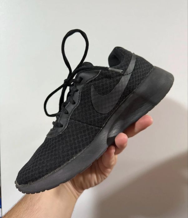 Nike Tanjun marime 38