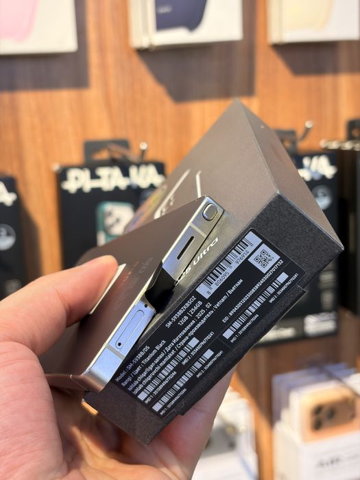 Samaung S25 Ultra Vietnam