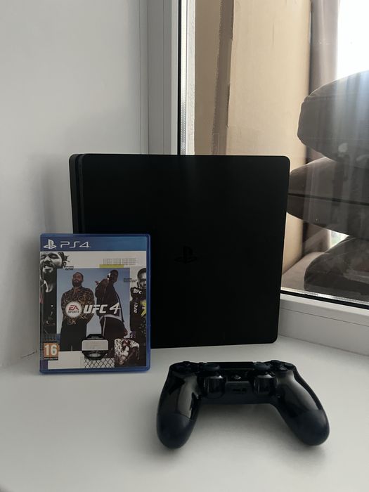 playstation 4 slim
