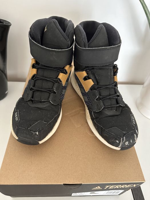 Детски обувки Adidas TERREX