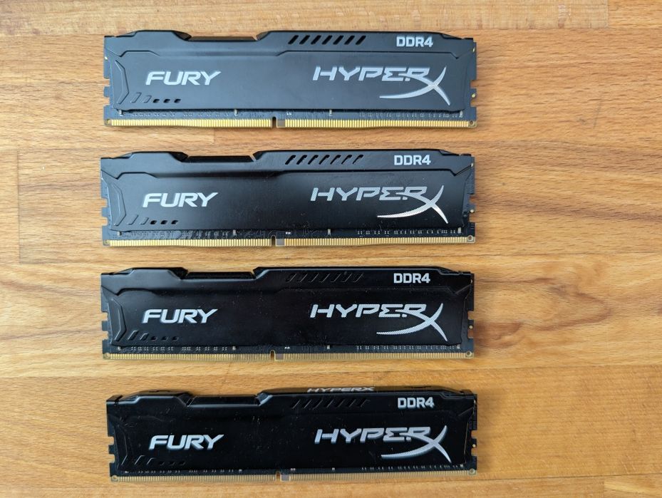 32GB (4×8GB) DDR4 HyperX Fury 2133MHz CL14.