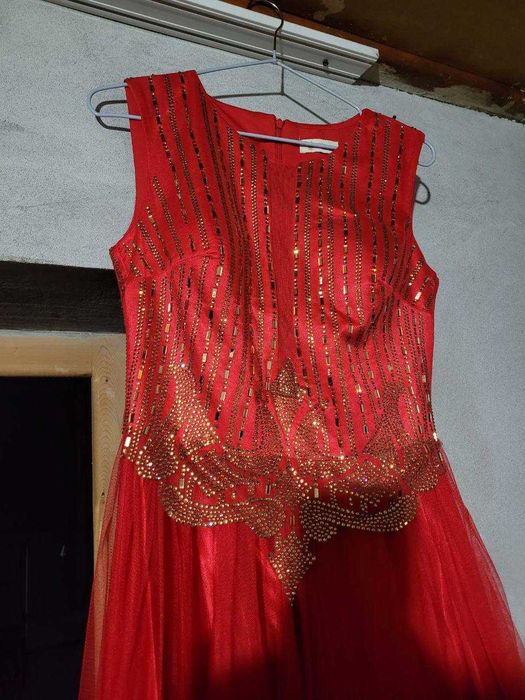 вечерное платье красное