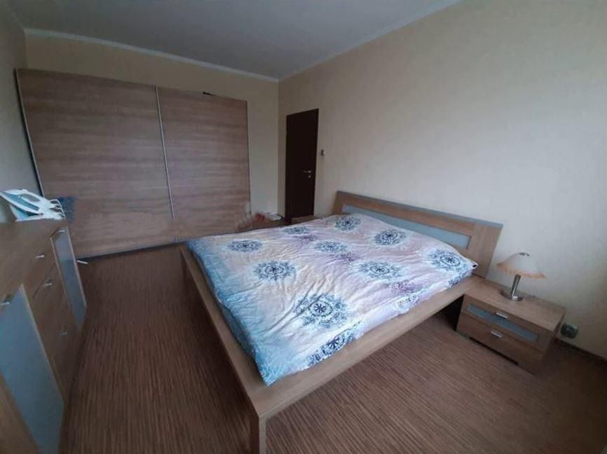 Дава се под наем Тристаен апартамент в София, Изток - 80 кв.м за 850 € - Снимка #2